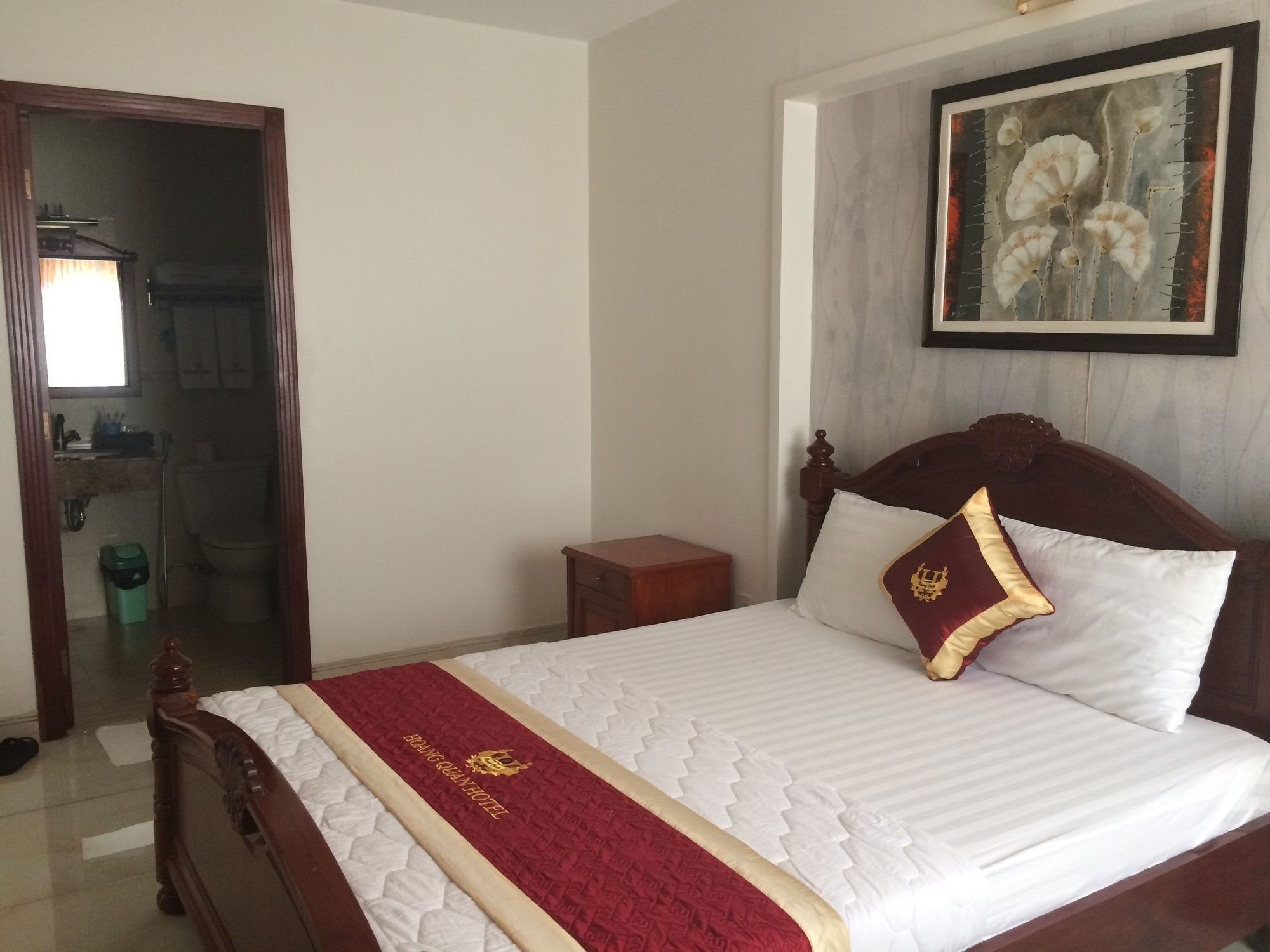 Hotel Hoang Quan 2*